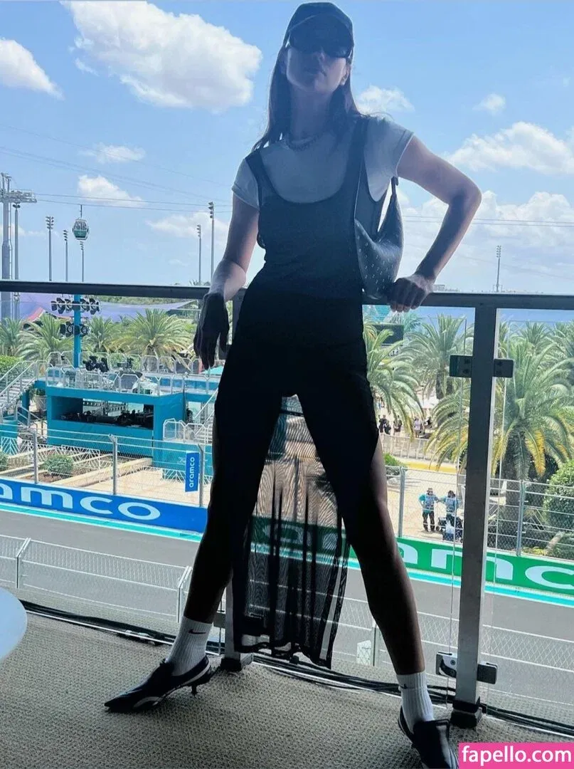 Irina Shayk Onlyfans Photo Gallery 