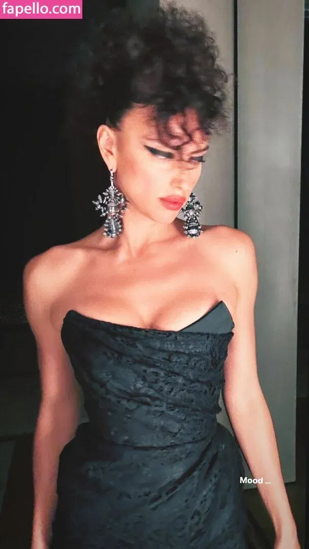 Irina Shayk Onlyfans Photo Gallery 