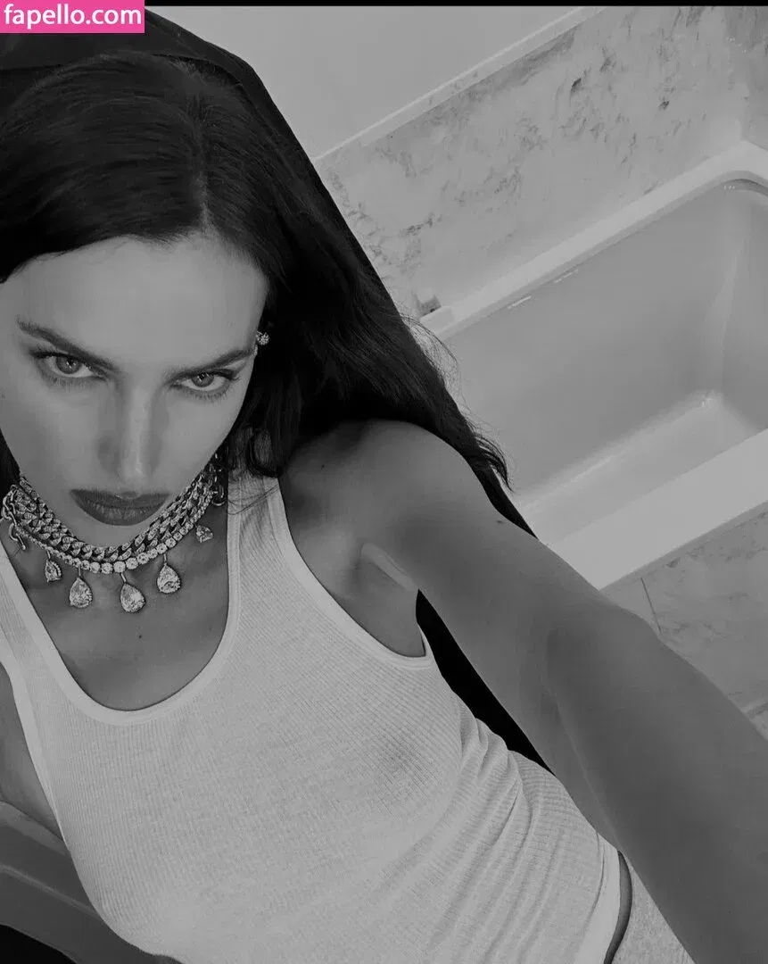 Irina Shayk Onlyfans Photo Gallery 