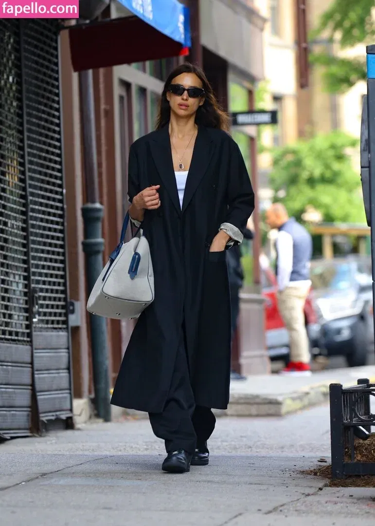 Irina Shayk Onlyfans Photo Gallery 