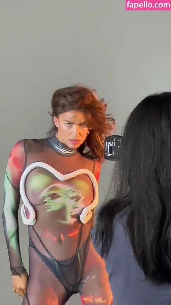 Irina Shayk Onlyfans Photo Gallery 