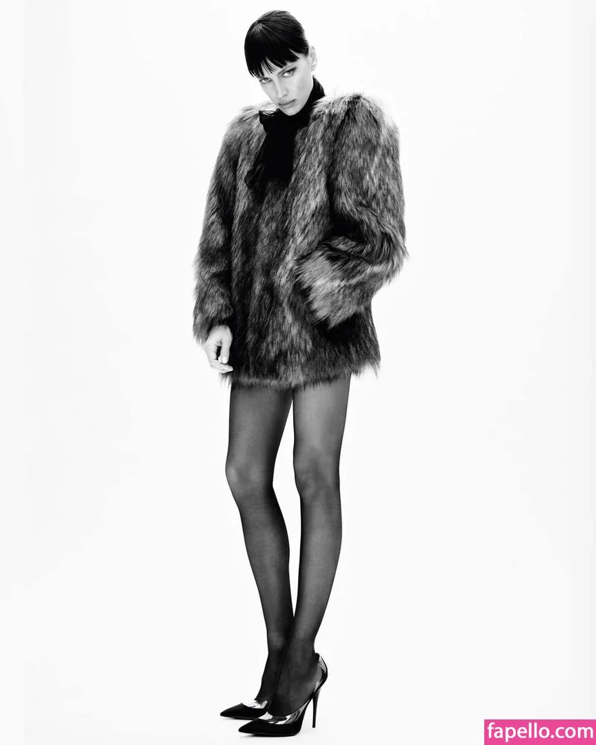 Irina Shayk Onlyfans Photo Gallery 