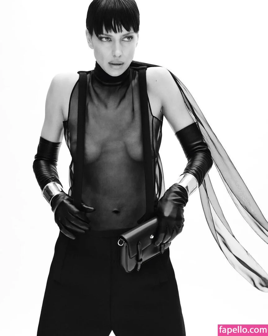 Irina Shayk Onlyfans Photo Gallery 