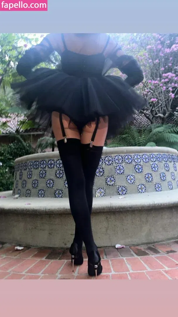 Irina Shayk Onlyfans Photo Gallery 