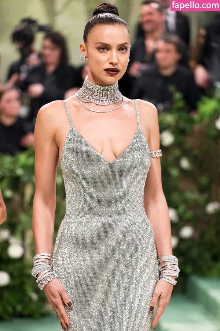 Irina Shayk Onlyfans Photo Gallery 