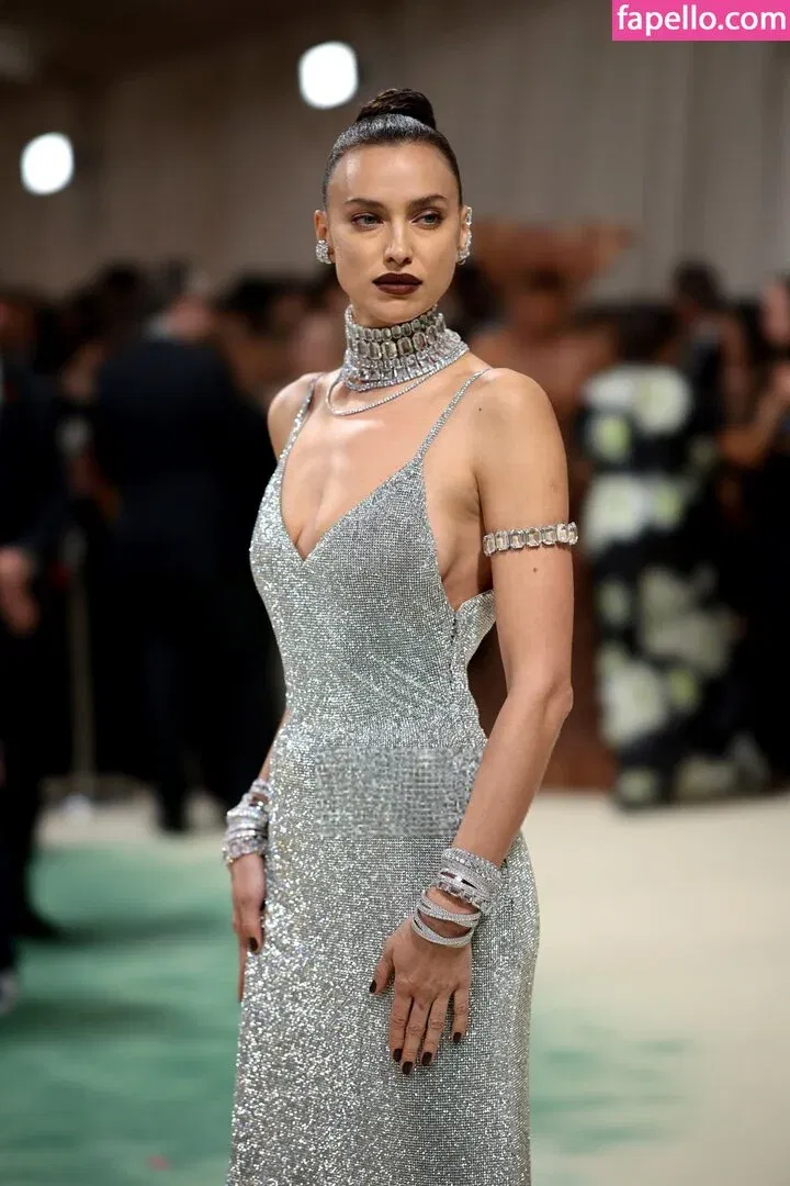 Irina Shayk Onlyfans Photo Gallery 