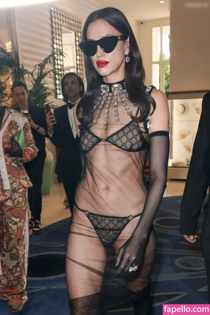 Irina Shayk Onlyfans Photo Gallery 