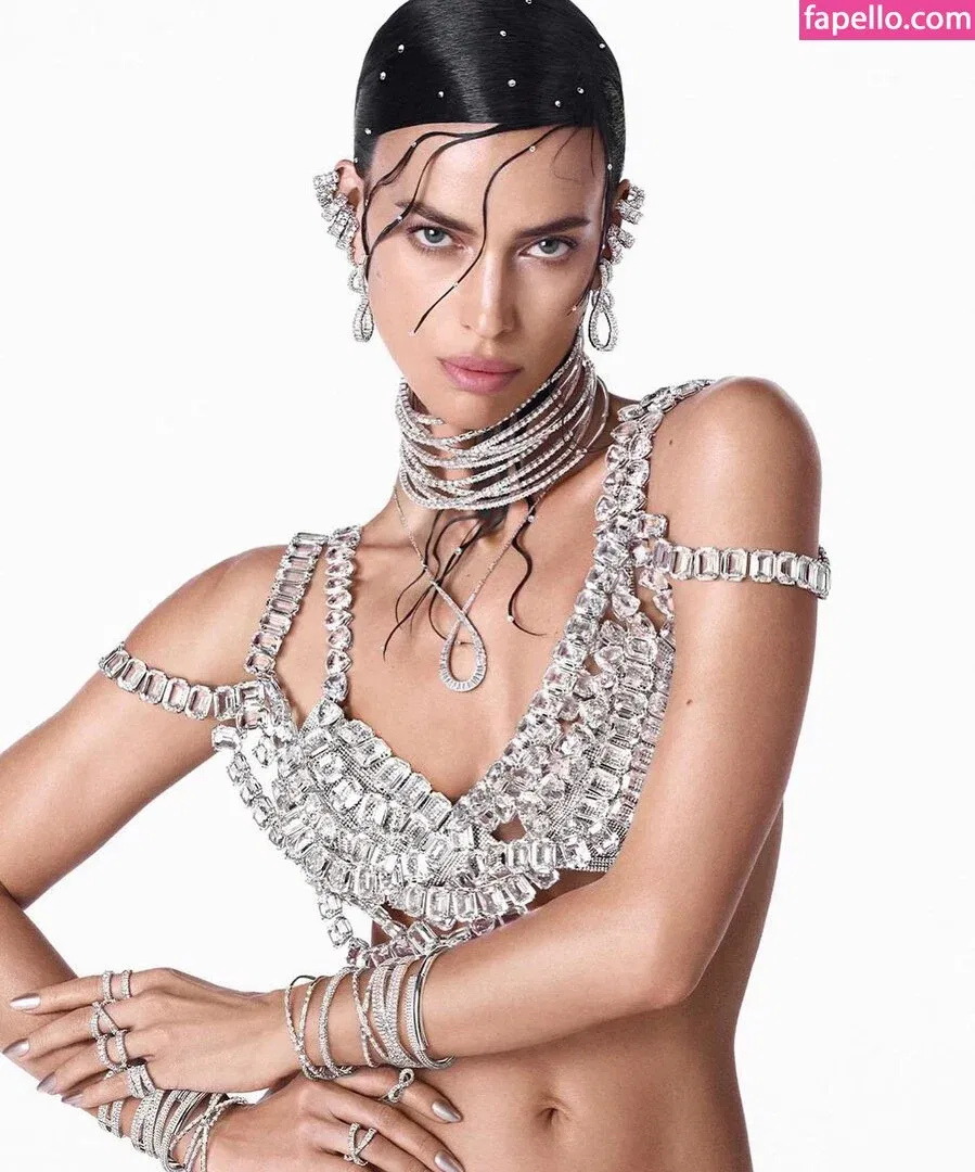 Irina Shayk Onlyfans Photo Gallery 