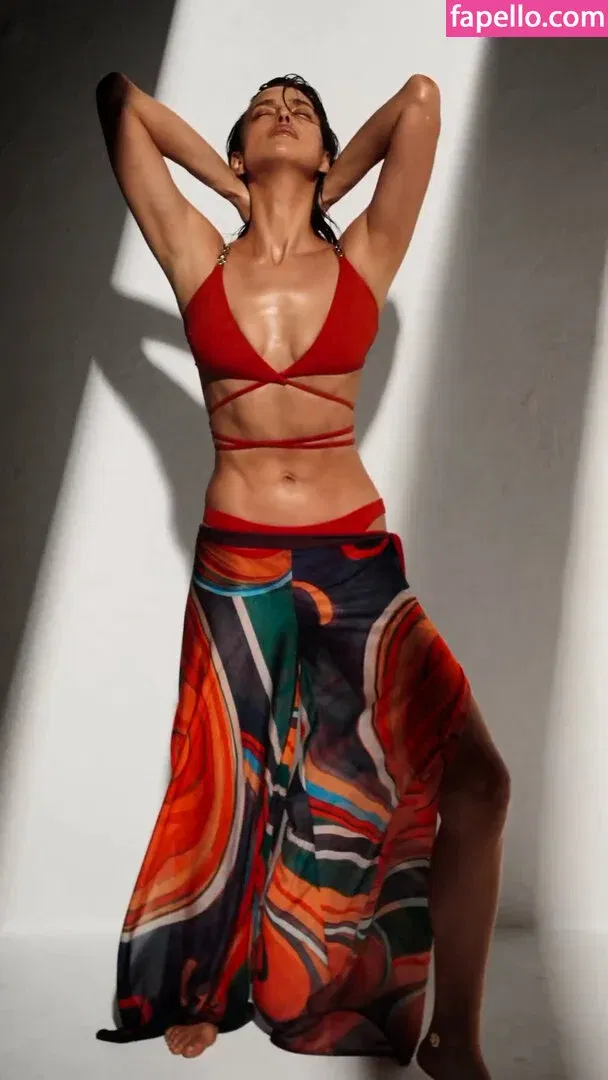 Irina Shayk Onlyfans Photo Gallery 