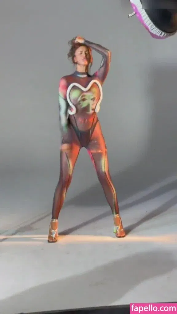 Irina Shayk Onlyfans Photo Gallery 