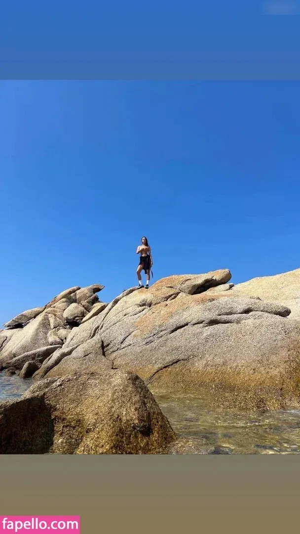 Irina Shayk Onlyfans Photo Gallery 