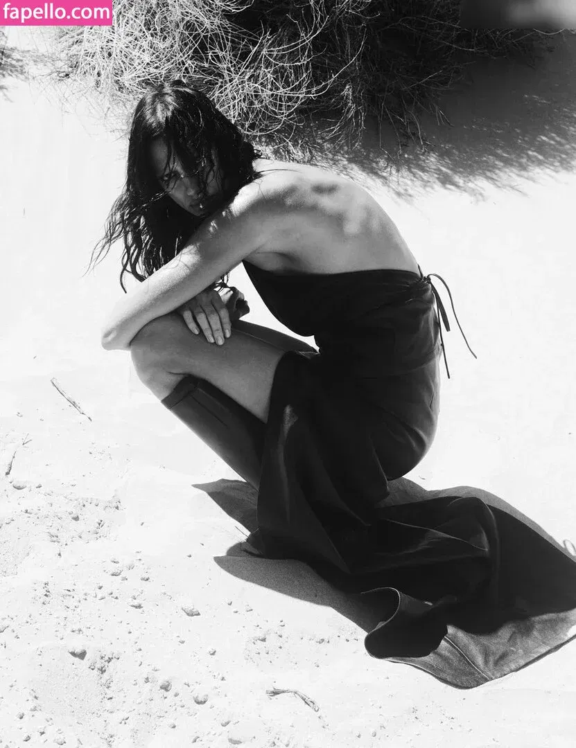 Irina Shayk Onlyfans Photo Gallery 