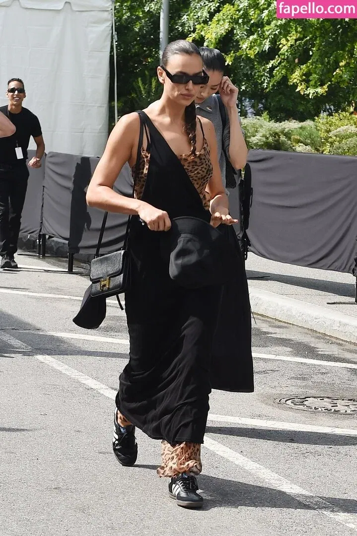 Irina Shayk Onlyfans Photo Gallery 