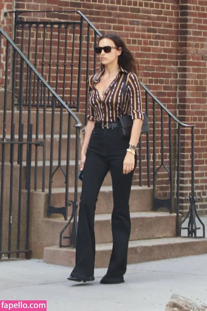 Irina Shayk Onlyfans Photo Gallery 