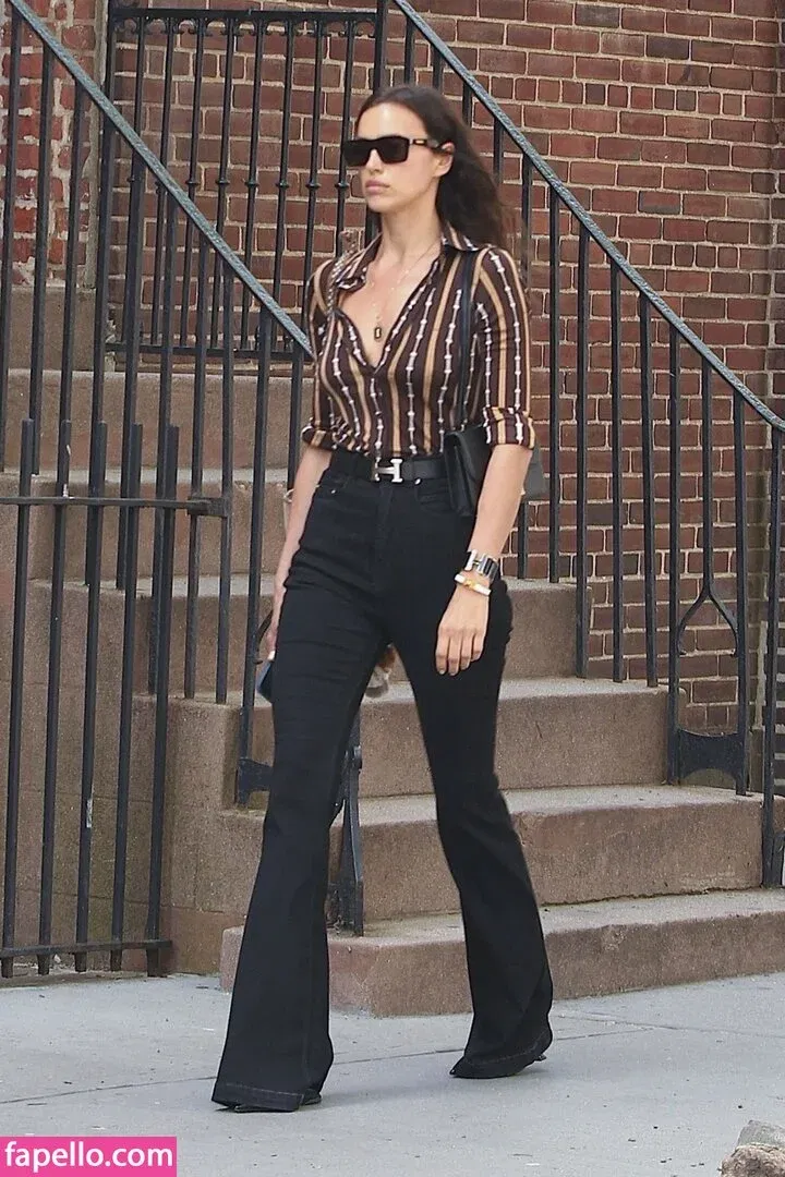 Irina Shayk Onlyfans Photo Gallery 