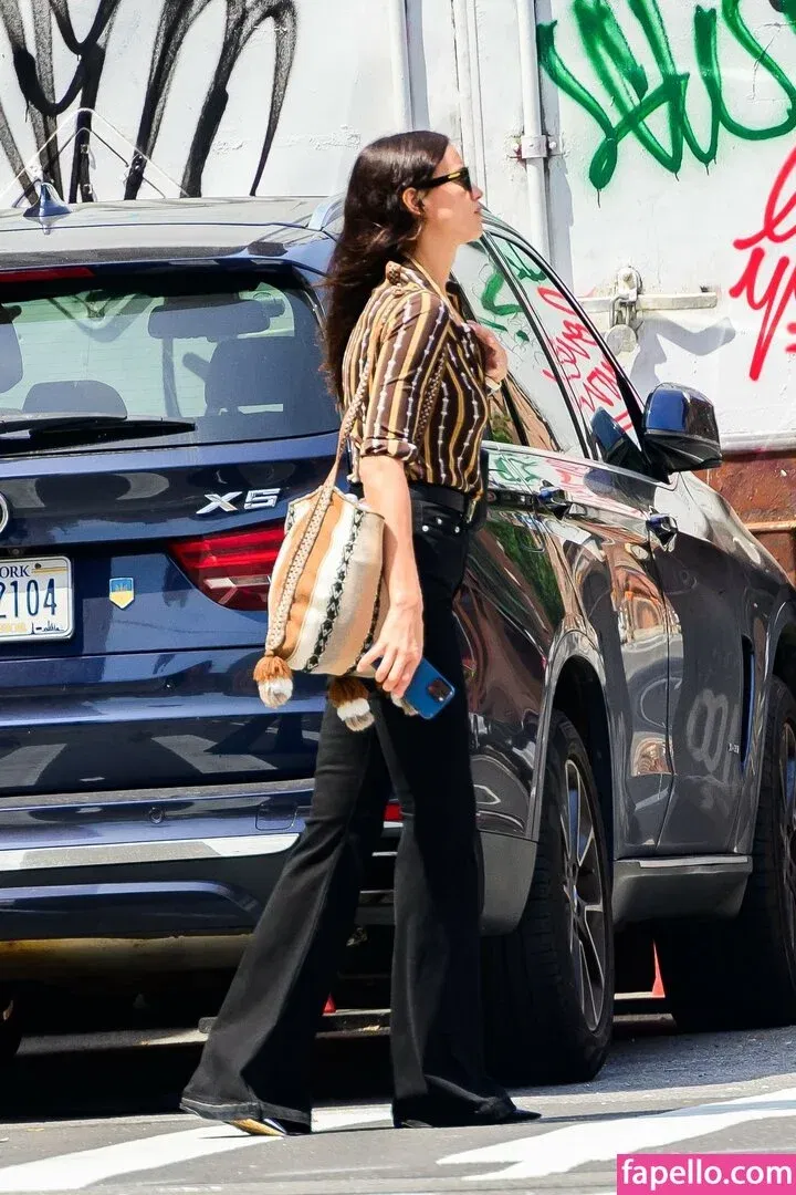 Irina Shayk Onlyfans Photo Gallery 