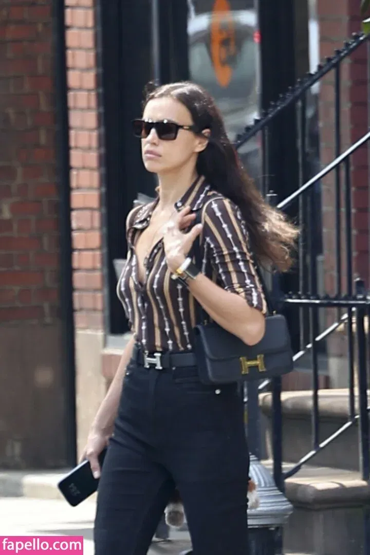 Irina Shayk Onlyfans Photo Gallery 