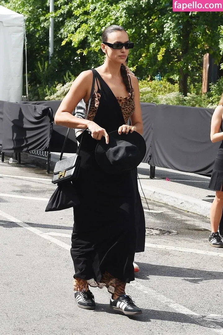 Irina Shayk Onlyfans Photo Gallery 