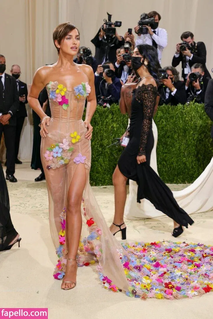 Irina Shayk Onlyfans Photo Gallery 