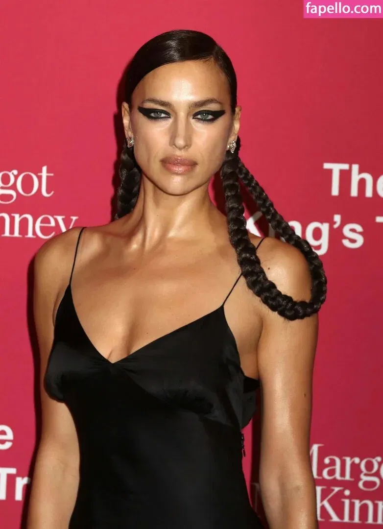 Irina Shayk Onlyfans Photo Gallery 