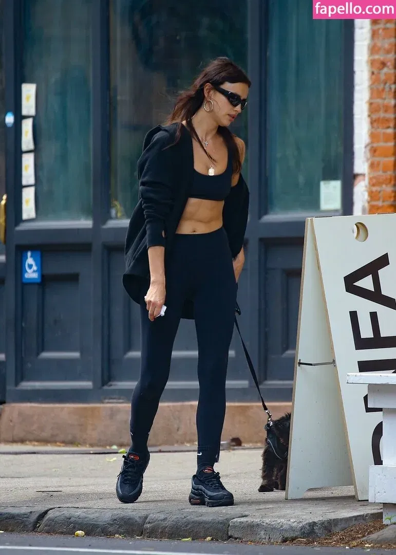 Irina Shayk Onlyfans Photo Gallery 