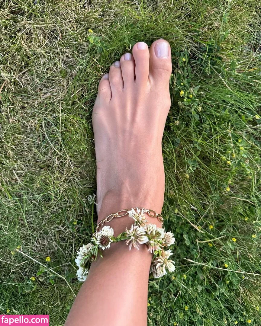 Irina Shayk Onlyfans Photo Gallery 