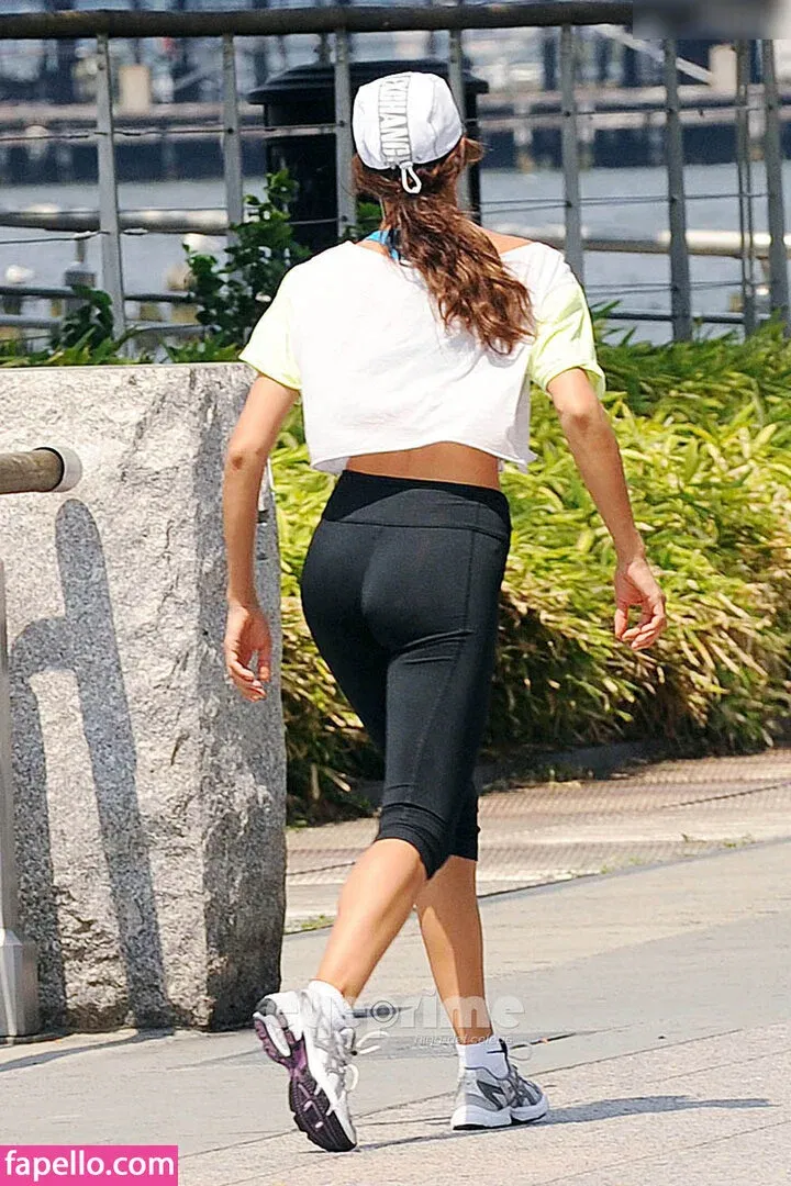 Irina Shayk Onlyfans Photo Gallery 