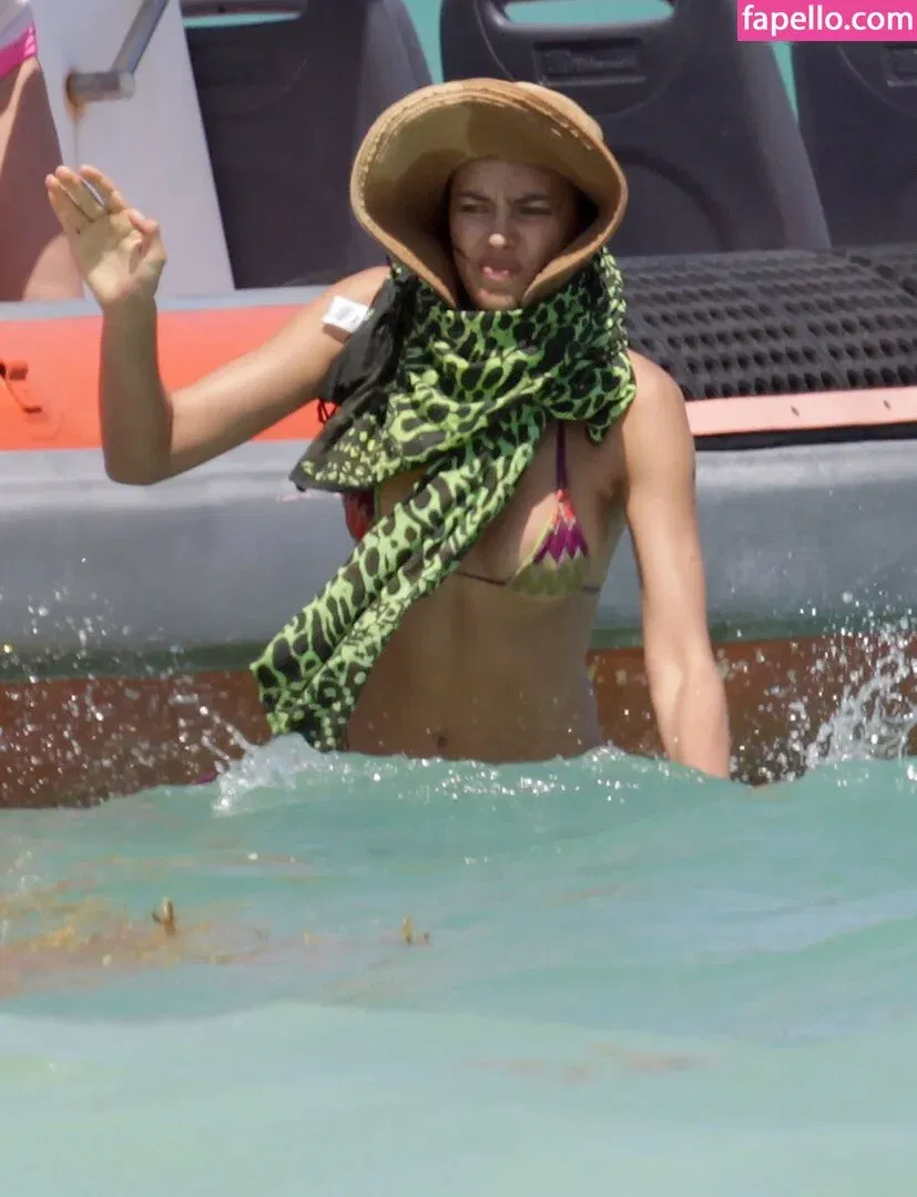 Irina Shayk Onlyfans Photo Gallery 