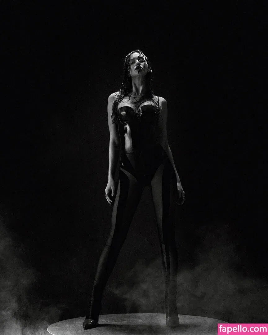 Irina Shayk Onlyfans Photo Gallery 