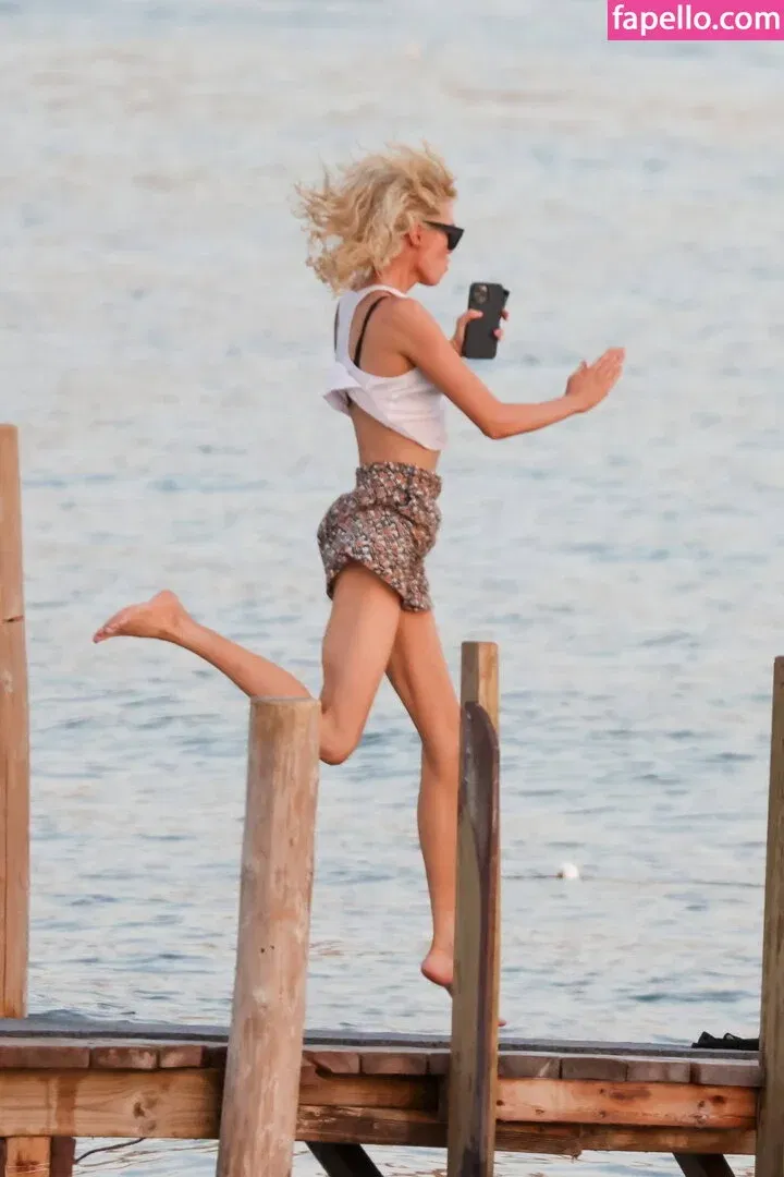 Irina Shayk Onlyfans Photo Gallery 