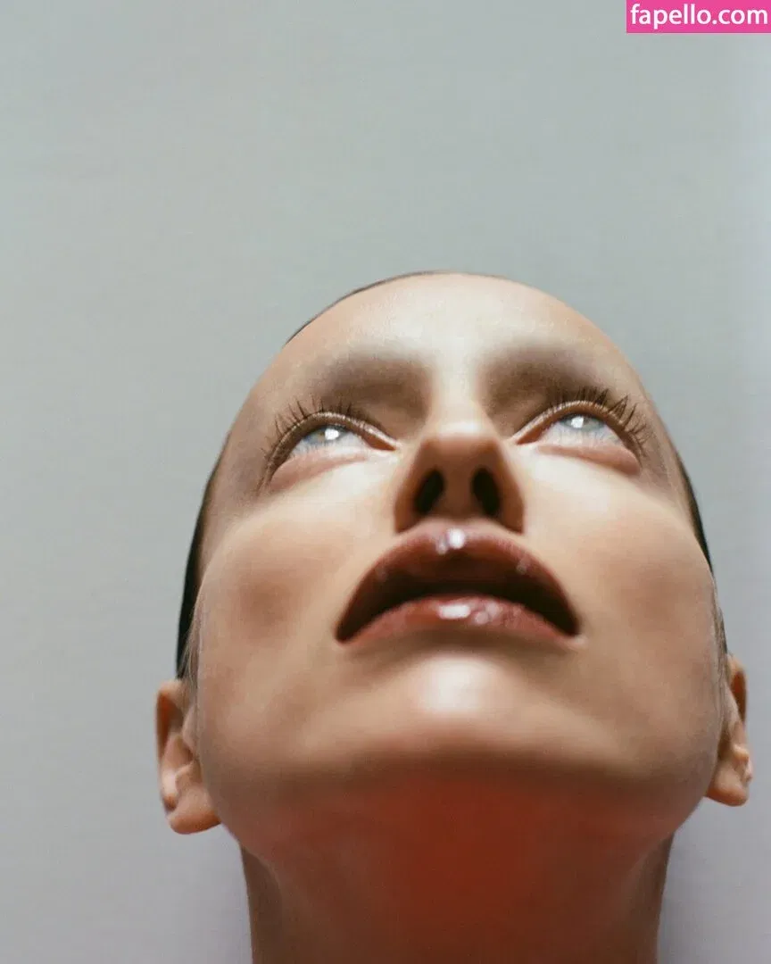 Irina Shayk Onlyfans Photo Gallery 