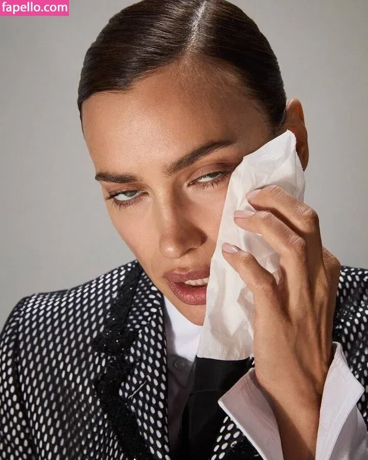 Irina Shayk Onlyfans Photo Gallery 