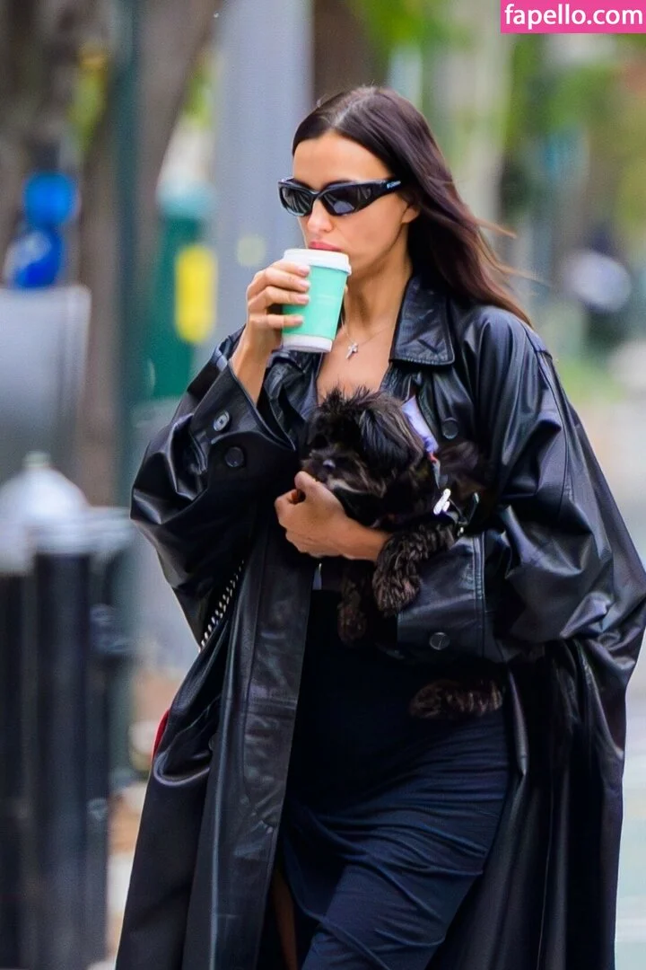 Irina Shayk Onlyfans Photo Gallery 