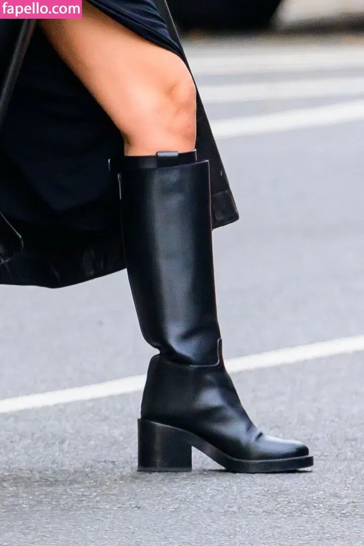 Irina Shayk Onlyfans Photo Gallery 