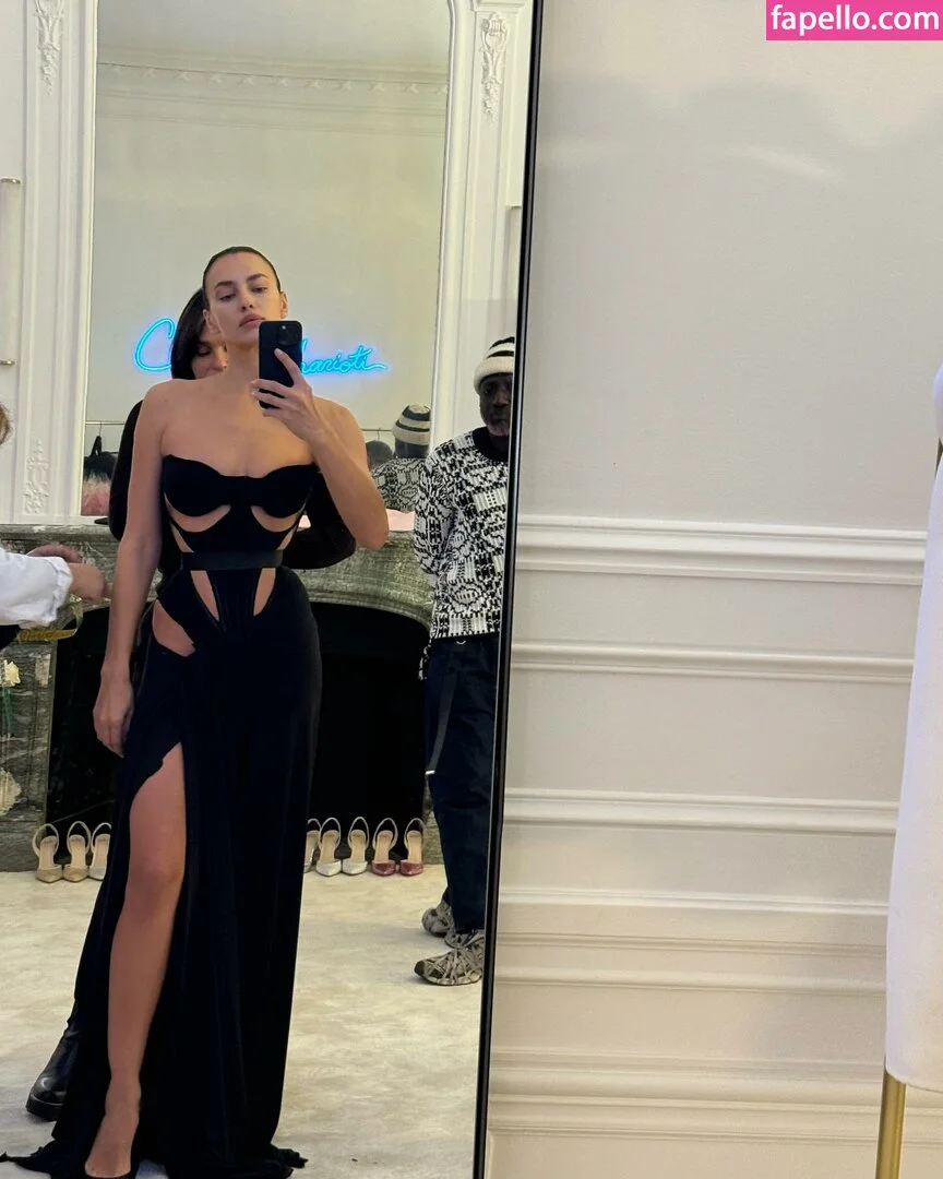 Irina Shayk Onlyfans Photo Gallery 