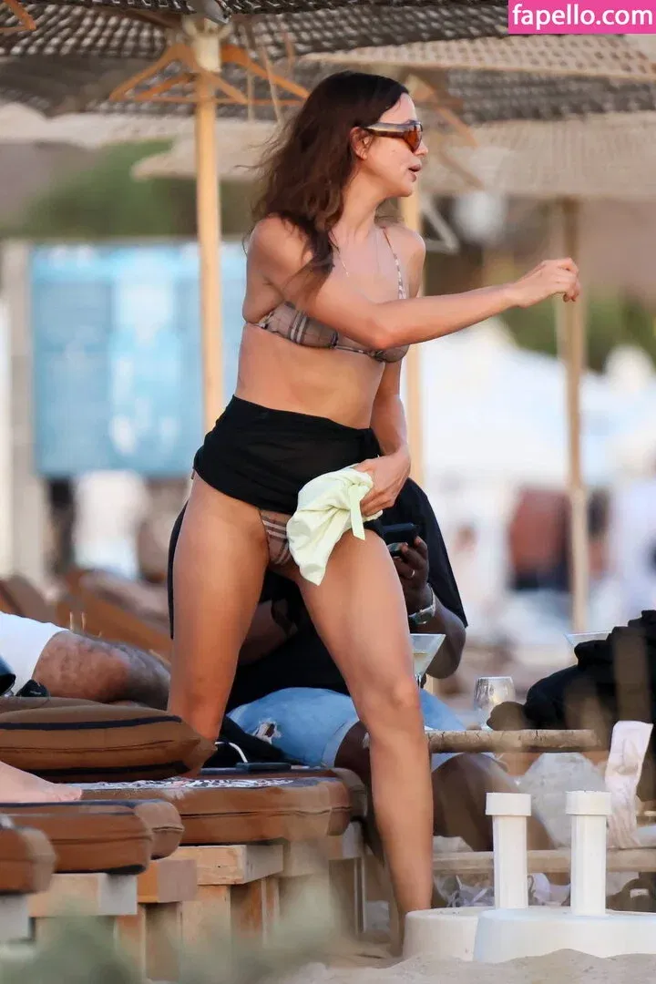 Irina Shayk Onlyfans Photo Gallery 