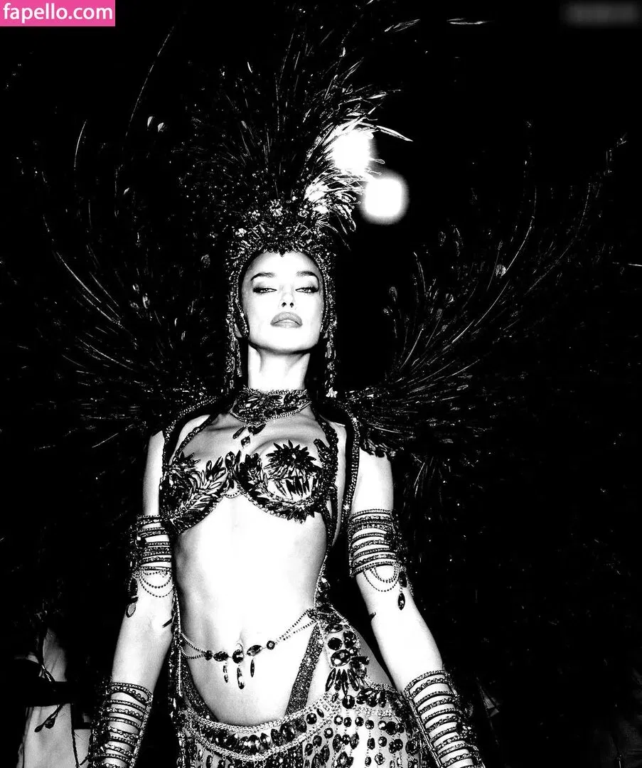 Irina Shayk Onlyfans Photo Gallery 