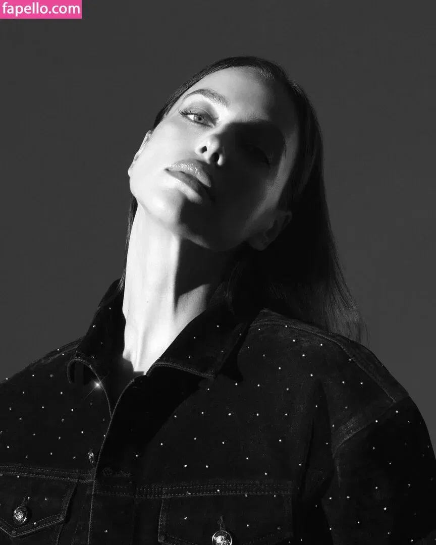 Irina Shayk Onlyfans Photo Gallery 