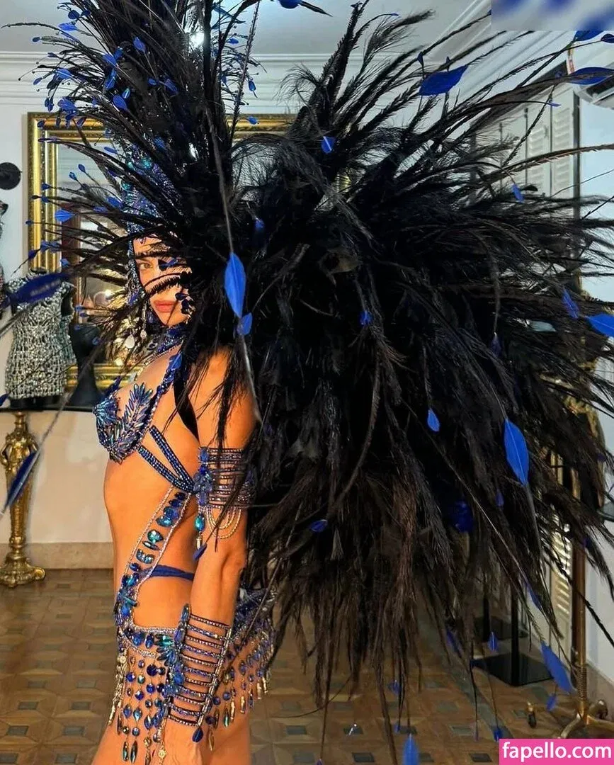 Irina Shayk Onlyfans Photo Gallery 