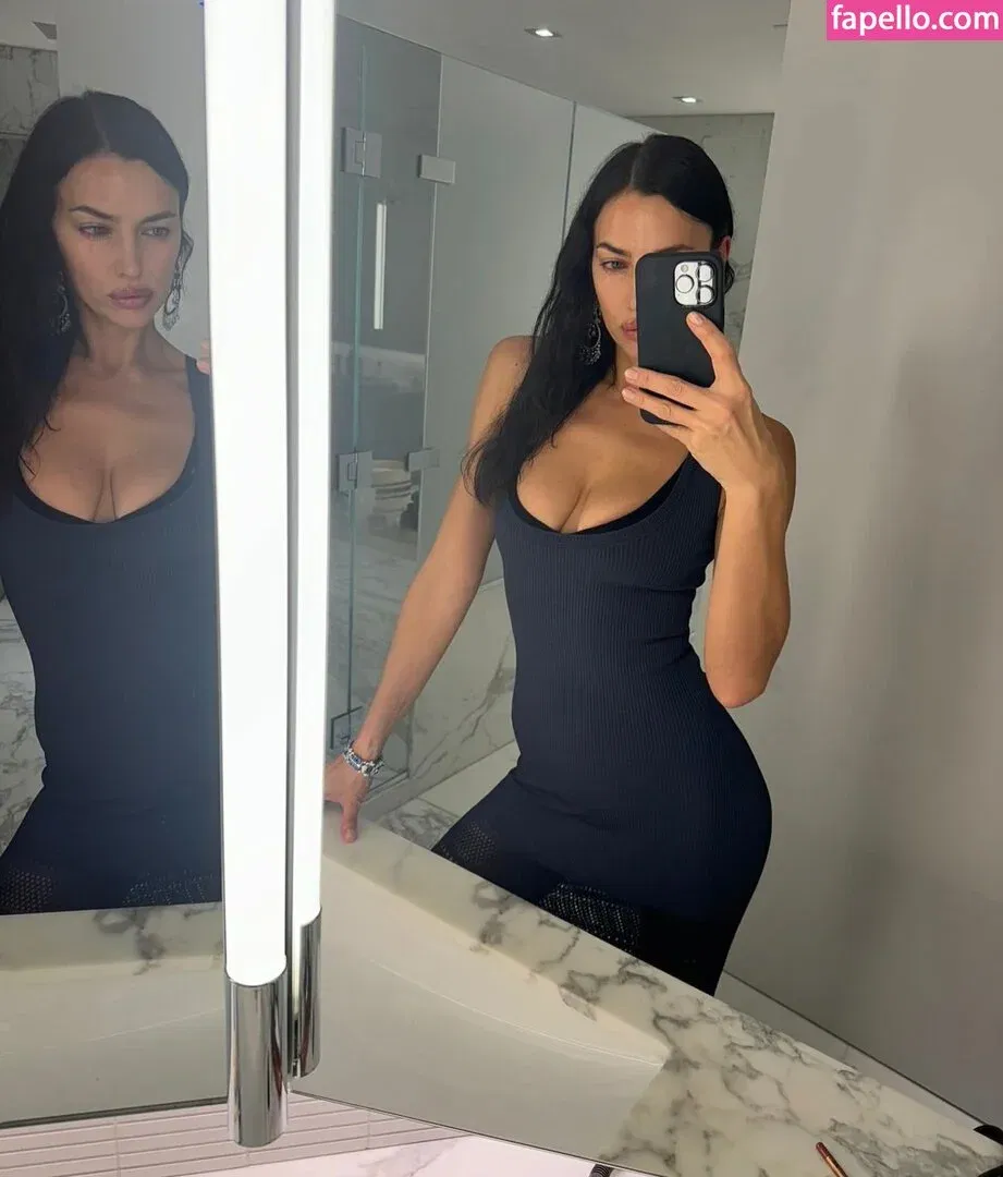 Irina Shayk Onlyfans Photo Gallery 