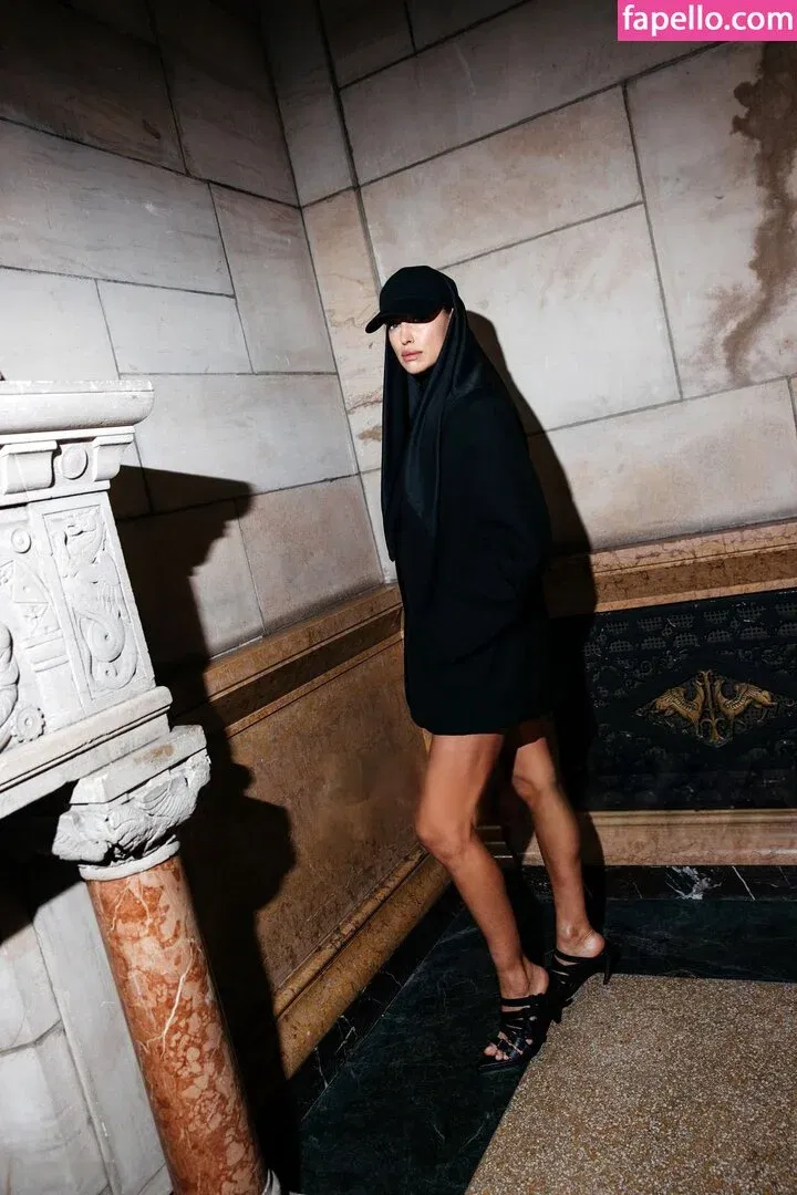 Irina Shayk Onlyfans Photo Gallery 