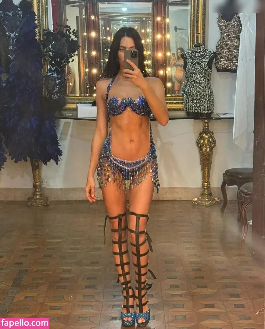 Irina Shayk Onlyfans Photo Gallery 