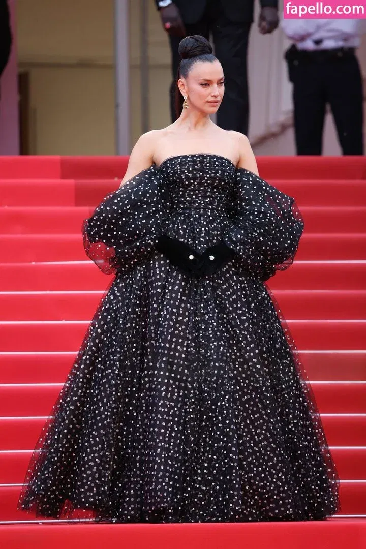 Irina Shayk Onlyfans Photo Gallery 