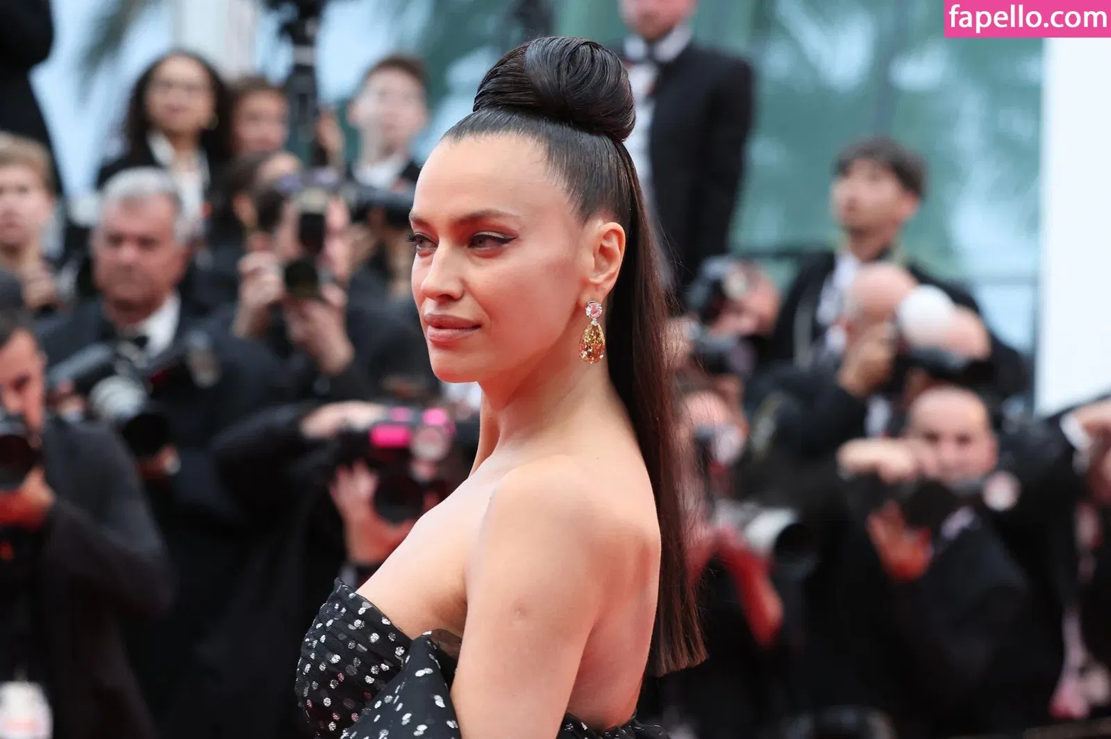 Irina Shayk Onlyfans Photo Gallery 