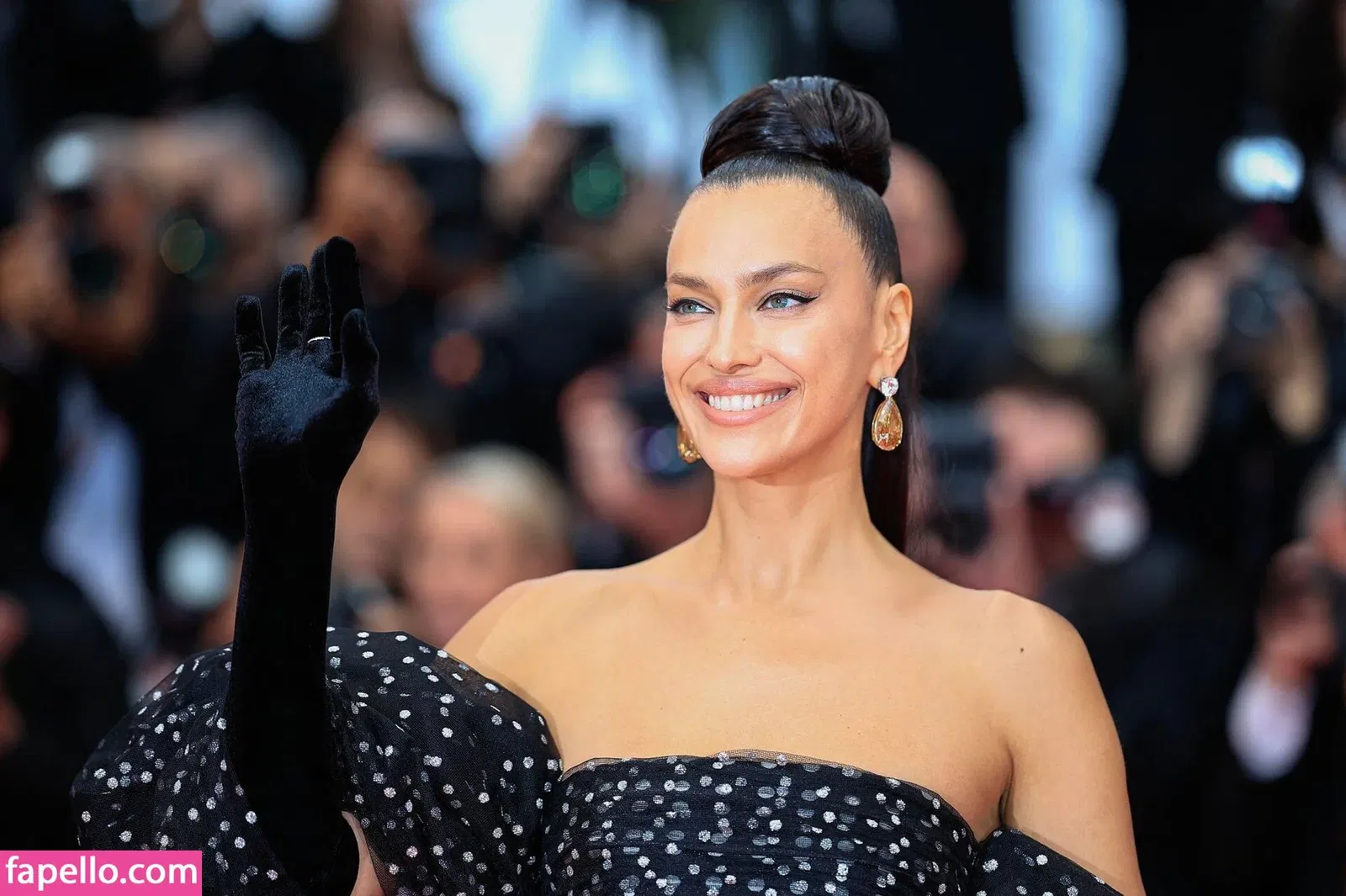 Irina Shayk Onlyfans Photo Gallery 