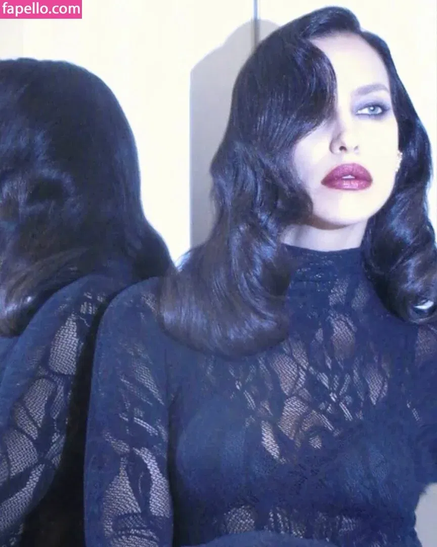 Irina Shayk Onlyfans Photo Gallery 