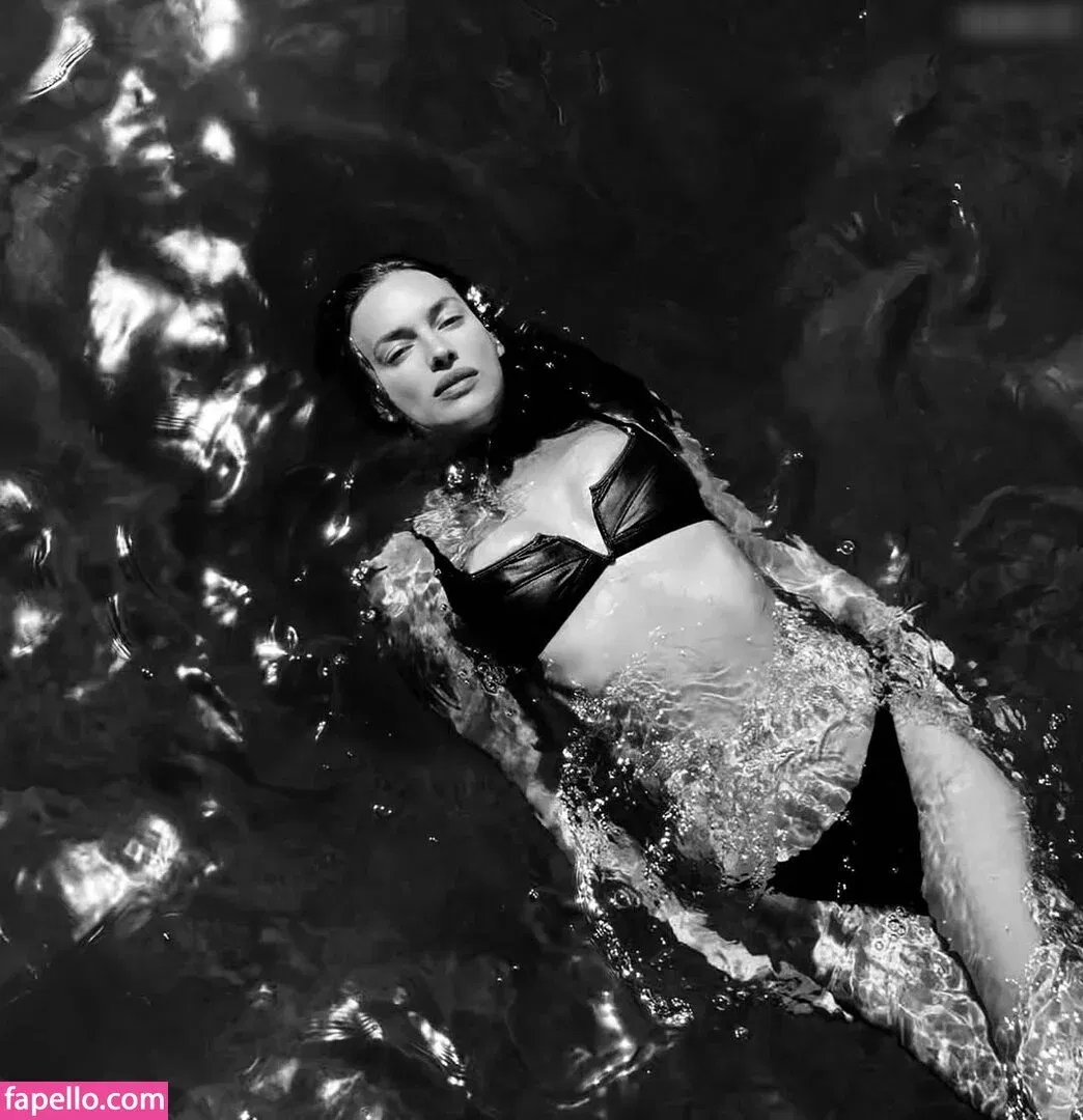 Irina Shayk Onlyfans Photo Gallery 