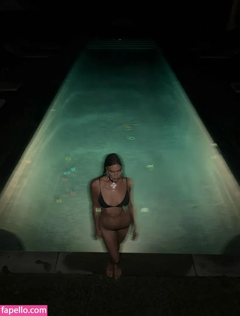 Irina Shayk Onlyfans Photo Gallery 