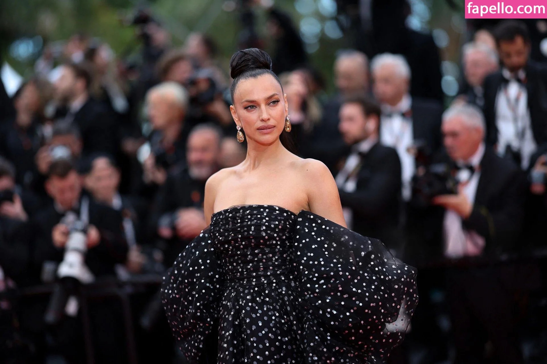 Irina Shayk Onlyfans Photo Gallery 