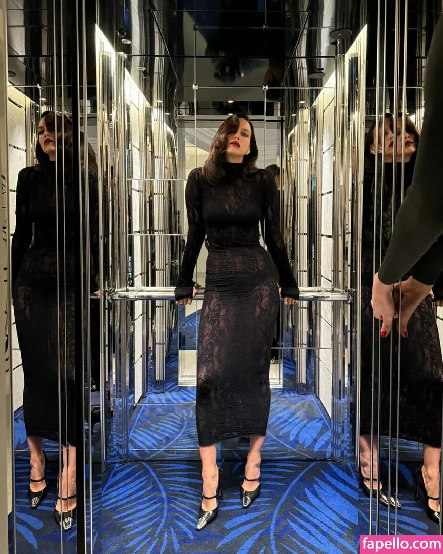 Irina Shayk Onlyfans Photo Gallery 